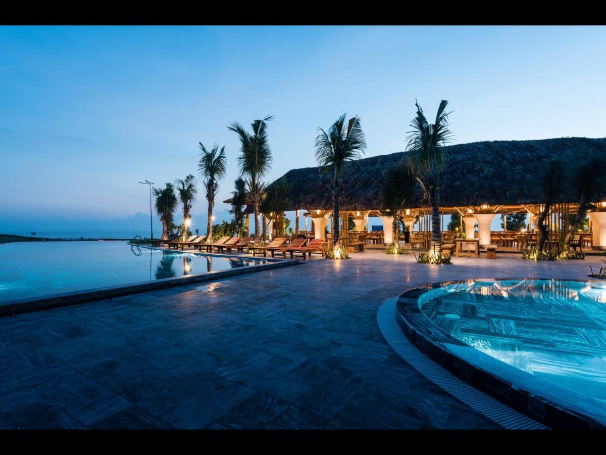 Stelia Beach Resort Tuy Hoa Exterior foto